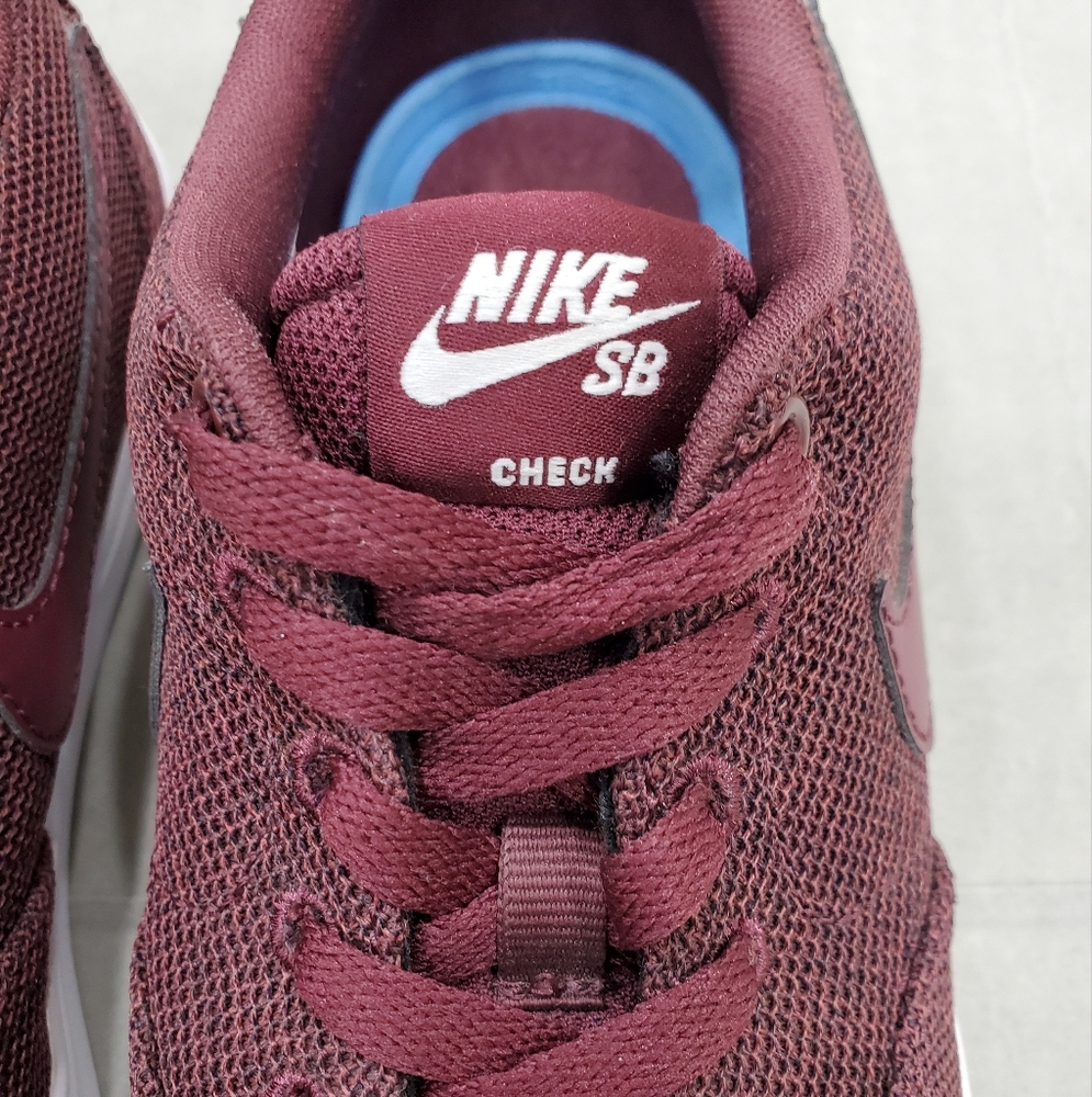 Nike SB Check sneakers women's size 9 burgundy knit fabric SolarSoft insole - Picture 9 of 15
